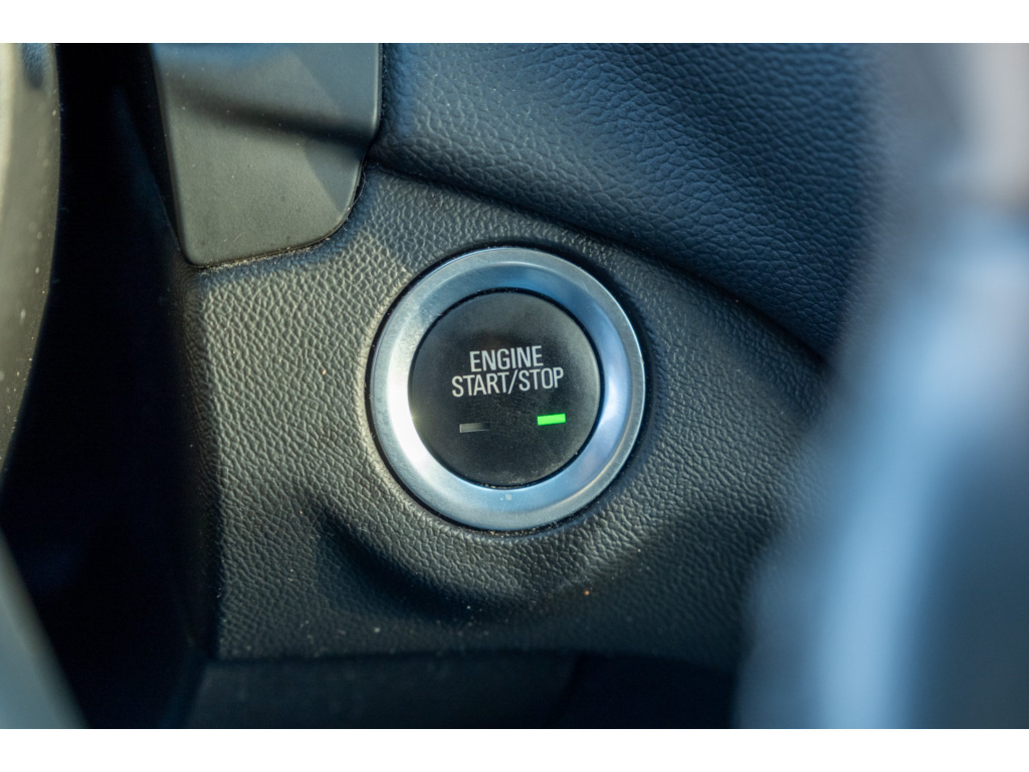 Used 2024 Chevrolet Equinox LT FWD image 30