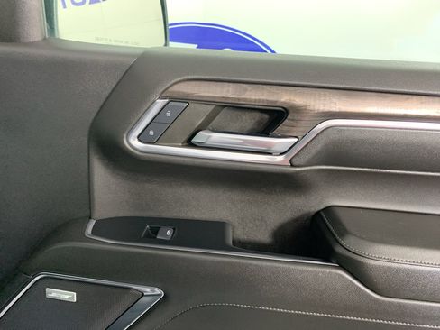 Used 2024 Chevrolet Silverado 1500 LTZ image 40