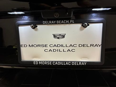 Used 2025 Land Rover Defender 110 X-Dynamic SE AWD/4WD image 31