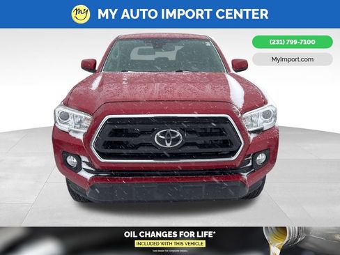 Used 2020 Toyota Tacoma SR5 image 2