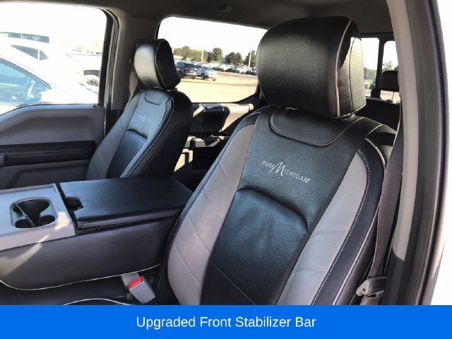 Used 2019 Ford F150 XLT w/ Equipment Group 302A Luxury AWD/4WD image 4