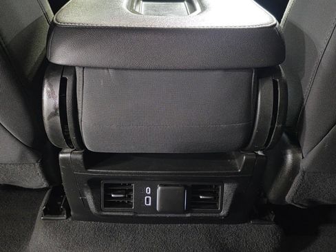 Used 2023 Chevrolet Silverado 1500 LT RWD image 18