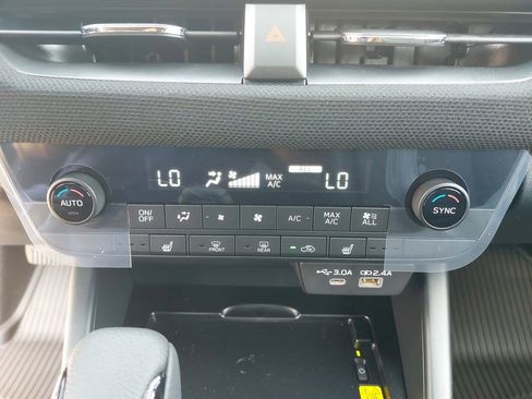 New 2026 Subaru Outback Limited AWD/4WD image 17