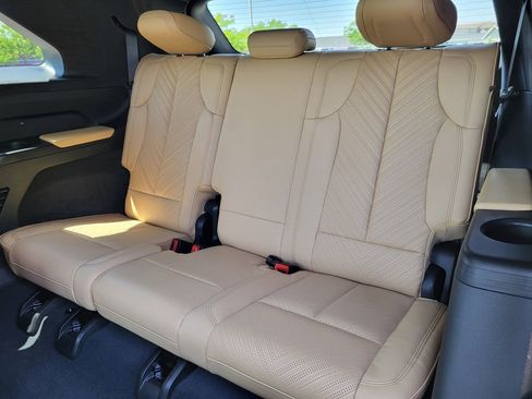 New 2025 Cadillac Escalade IQ Luxury 2 w/ LPO, Etrunk Organizer Package image 6