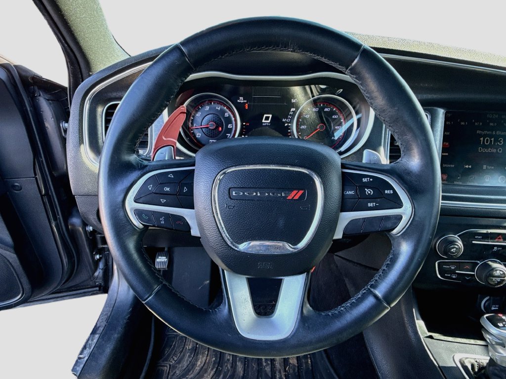 Used 2016 Dodge Charger SXT w/ Rallye Group RWD image 17