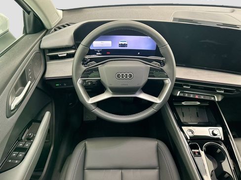 Used 2026 Audi Q3 quattro 2.0T AWD/4WD image 10