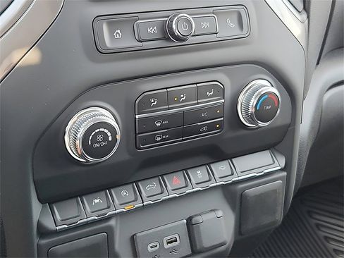 New 2026 GMC Sierra 1500 Pro w/ Pro Value Package image 15