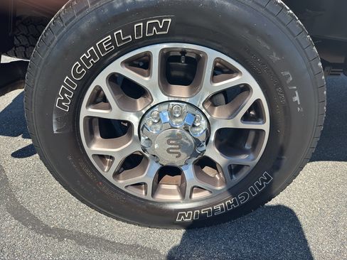 Used 2020 Ford F350 King Ranch w/ King Ranch Ultimate Package AWD/4WD image 40