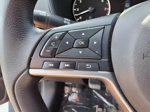 Used 2022 Nissan Altima 2.5 SV image 21