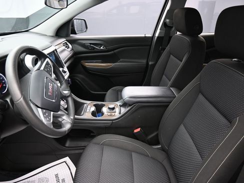 Used 2023 GMC Acadia SLE w/ Driver Convenience Package image 11