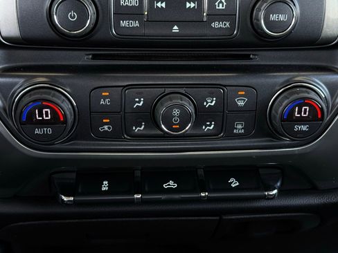 Used 2018 Chevrolet Silverado 1500 LT w/ All Star Edition AWD/4WD image 49