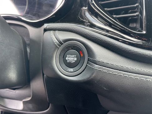 Used 2022 Dodge Durango GT image 26