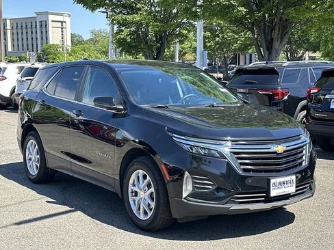 Used 2024 Chevrolet Equinox LT w/ LPO, Floor Liner Package FWD image 1