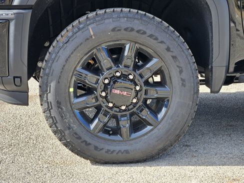 New 2026 GMC Sierra 3500 AT4 w/ AT4 Premium Plus Package image 7