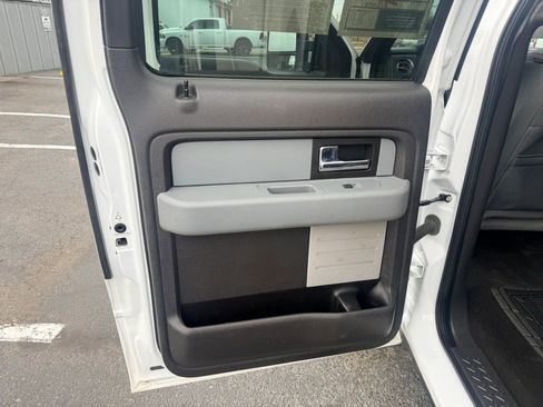 Used 2014 Ford F150 XLT w/ Equipment Group 301A Mid image 16