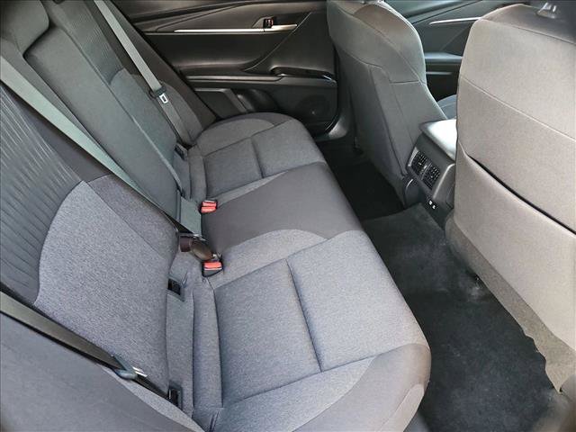 Used 2025 Toyota Camry LE FWD image 25
