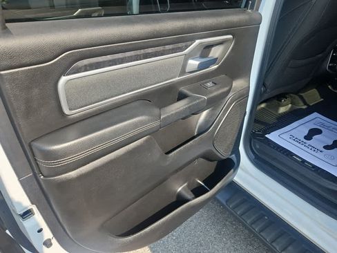 Used 2021 RAM 1500 Big Horn AWD/4WD image 18