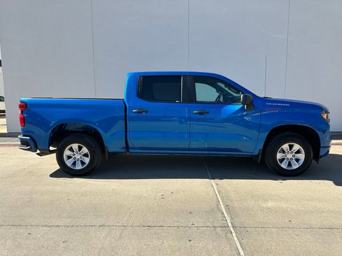 Used 2024 Chevrolet Silverado 1500 Custom image 9