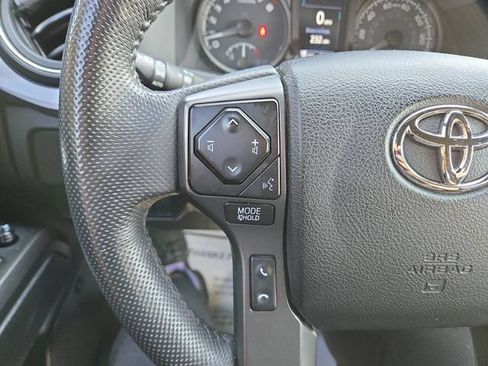 Used 2021 Toyota Tacoma TRD Pro AWD/4WD image 19