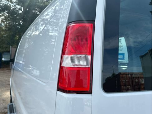 Used 2024 GMC Savana 2500 w/ Driver Convenience Package image 14