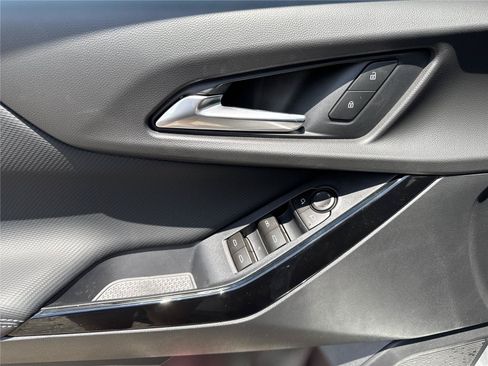 New 2026 Chevrolet Equinox LT FWD image 20