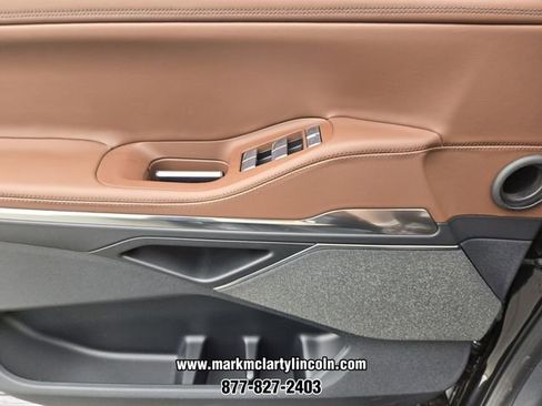 New 2026 Lincoln Navigator Reserve AWD/4WD image 23