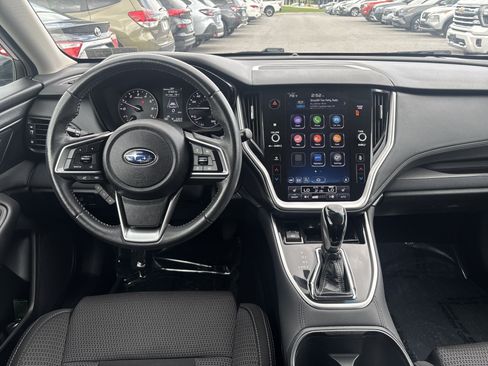 Used 2022 Subaru Outback Premium AWD/4WD image 2