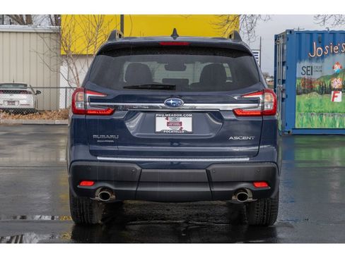 Certified 2025 Subaru Ascent Premium w/ Premium Package image 4