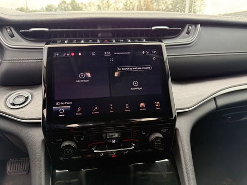 Used 2021 Jeep Grand Cherokee L Limited image 18