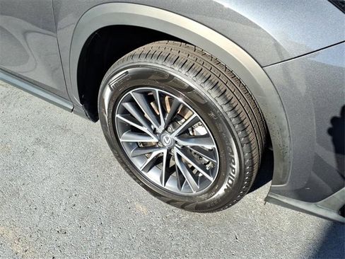 Used 2024 Lexus NX 250 250 Premium image 4