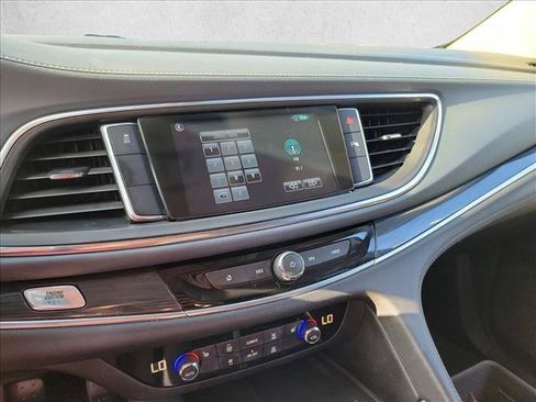 Used 2019 Buick Enclave Essence w/ LPO, Sport Appearance Package FWD image 20