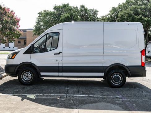 Used 2017 Ford Transit 250 130 Medium Roof RWD image 11