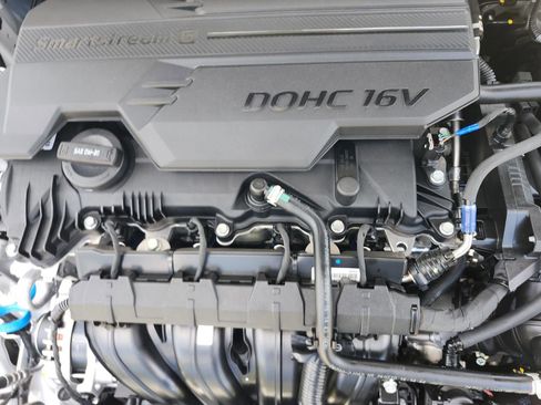 New 2026 Hyundai Elantra SEL Sport Premium FWD image 21