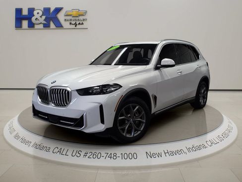Used 2024 BMW X5 xDrive40i AWD/4WD image 3