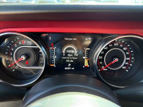 Used 2022 Jeep Gladiator Rubicon w/ Trailer Tow Package image 17