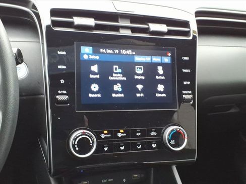 Certified 2022 Hyundai Santa Cruz SEL w/ Activity Package image 19