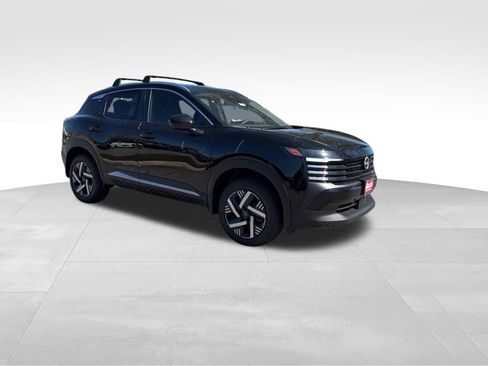 New 2026 Nissan Kicks SV w/ Cold Weather Package image 7