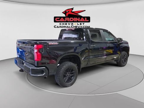 Used 2022 Chevrolet Silverado 1500 Custom Trail Boss w/ Safety Confidence Package AWD/4WD image 3