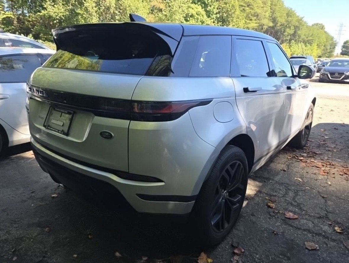 Used 2020 Land Rover Range Rover Evoque SE AWD/4WD image 4