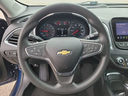 Used 2020 Chevrolet Malibu LT FWD image 20