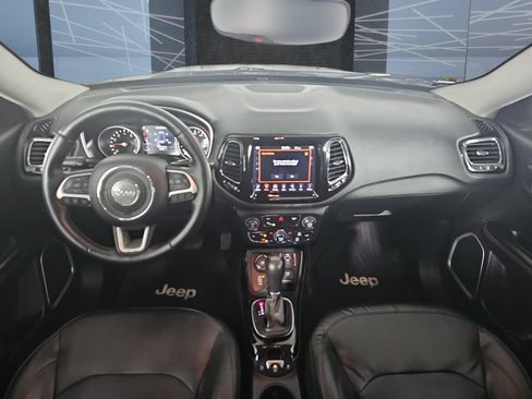 Used 2018 Jeep Compass Limited w/ Navigation Group AWD/4WD image 9