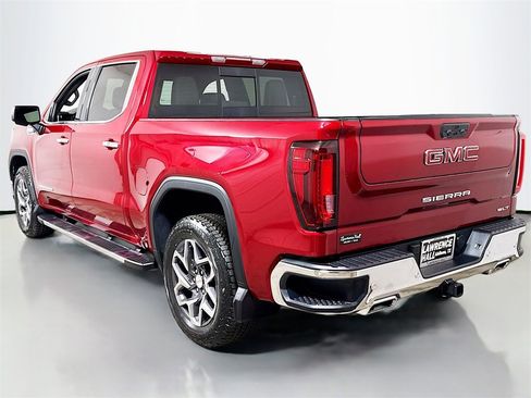 Certified 2026 GMC Sierra 1500 SLT image 6