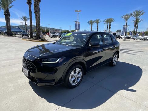 Certified 2023 Honda HR-V LX image 29