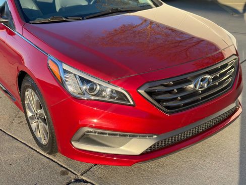 Used 2016 Hyundai Sonata Sport w/ Option Group 1V image 13