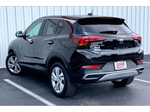 Used 2025 Buick Encore GX Preferred AWD/4WD image 9