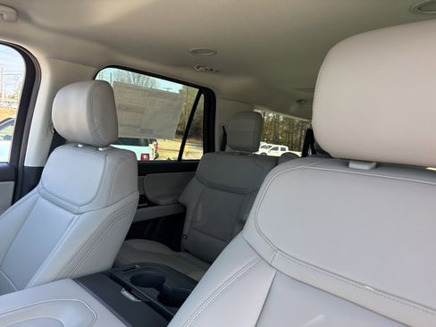 New 2026 Ford Expedition Max Active image 31