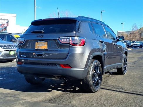 Certified 2022 Jeep Compass Altitude image 3