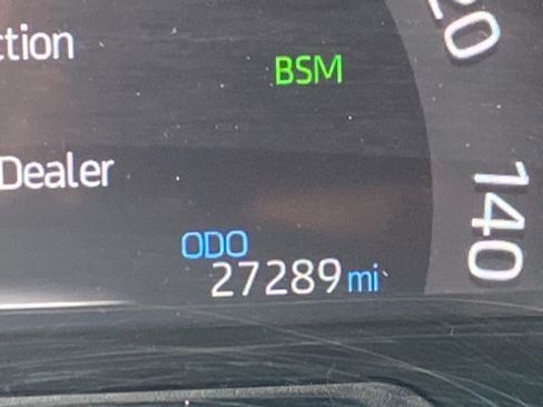 Used 2023 Toyota RAV4 XLE AWD/4WD image 10