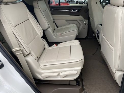 Used 2022 GMC Yukon Denali image 32
