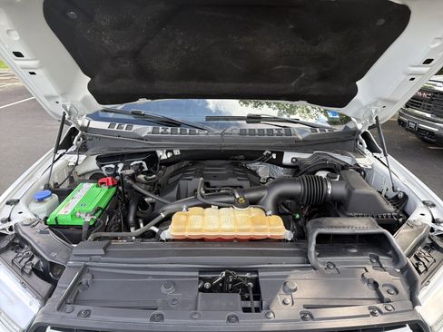 Used 2018 Ford F150 Lariat w/ Equipment Group 501A Mid image 34